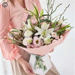 Spring Trending Handtied