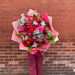 Romance Handtied